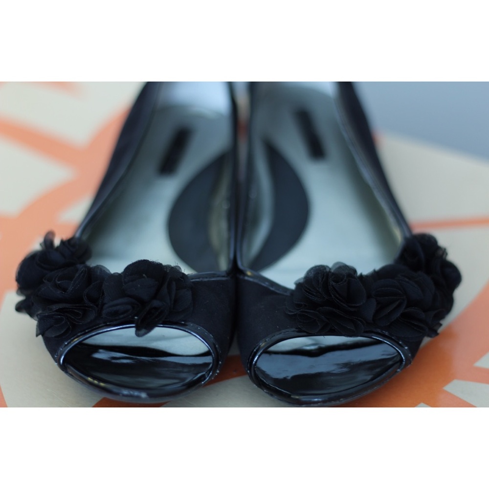 Bandolino Open Toe Ballet Flats